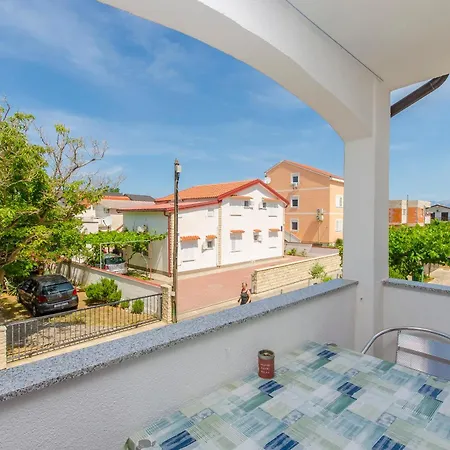 Apartment Mirjana