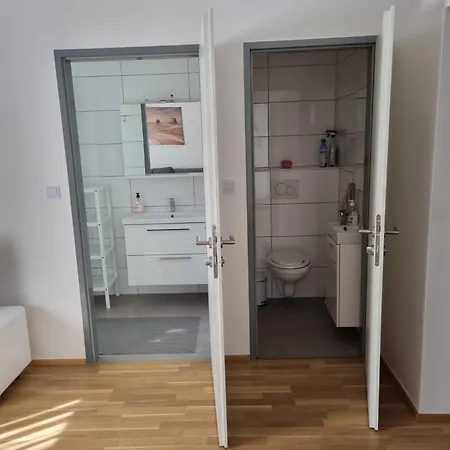 Mirjana Apartment *