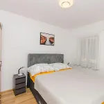 Apartment Mirjana Nin