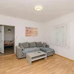 Apartment Mirjana